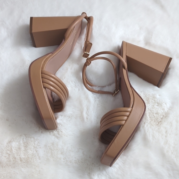 🆕🌿NORDSTROM LINEA PAOLO SANDALS🌿 - Picture 2 of 9